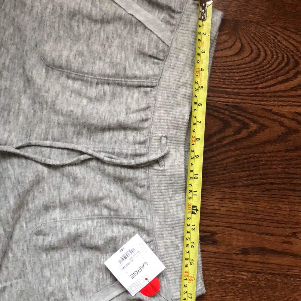 Liz Claiborne® Slim-Fit Joggers - Picture 3 of 4
